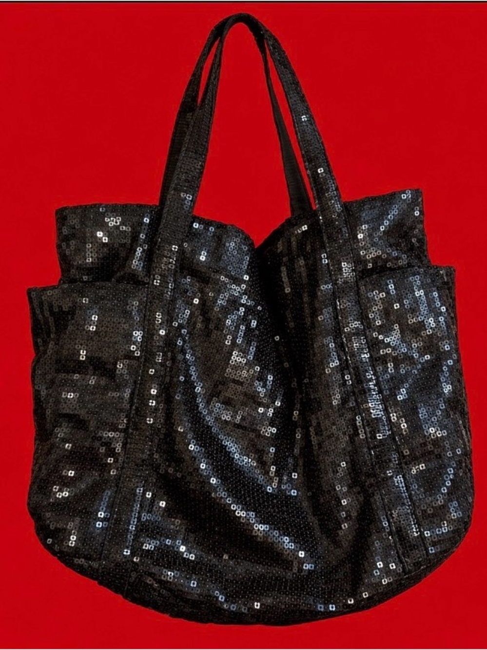 ✨ THE GAP Black Sequin Tote ✨

Hollywood Glamour Meets Everyday Practicality